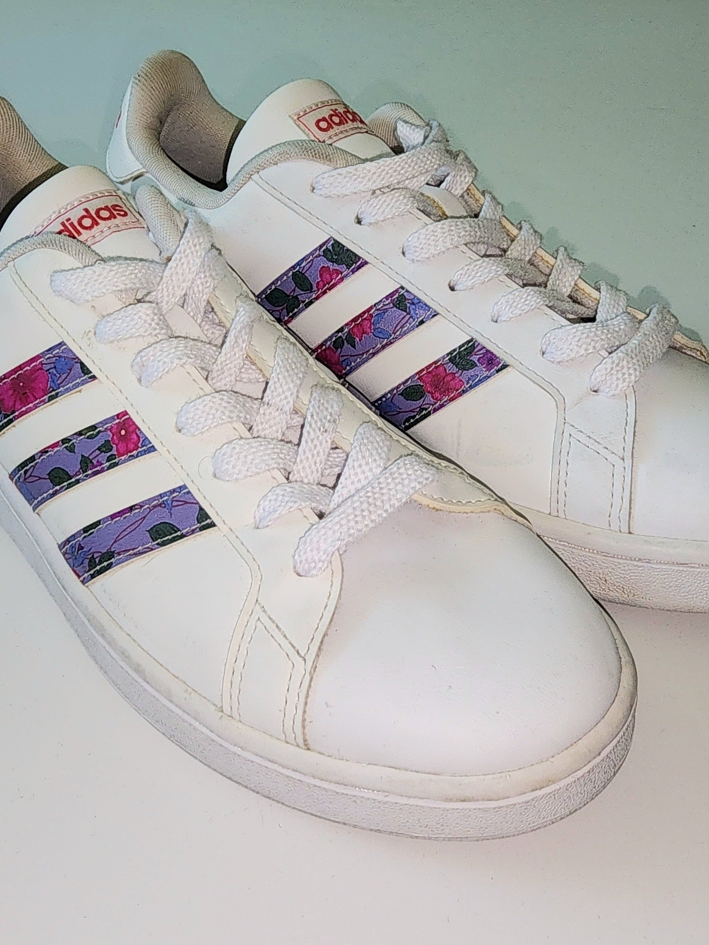 Adidas Farm Rio Grand Court floral sneakers womens size 9 1/2